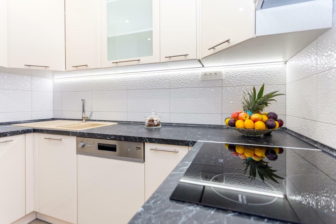 Urban Luxury Suites Juricevic Duće Kültér fotó