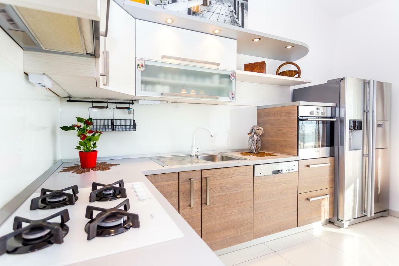Urban Luxury Suites Juricevic Duće Kültér fotó