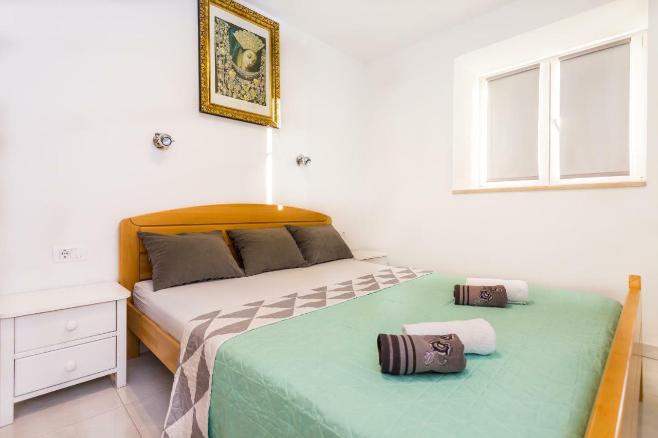 Urban Luxury Suites Juricevic Duće Kültér fotó