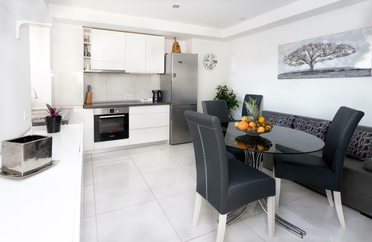 Urban Luxury Suites Juricevic Duće Kültér fotó