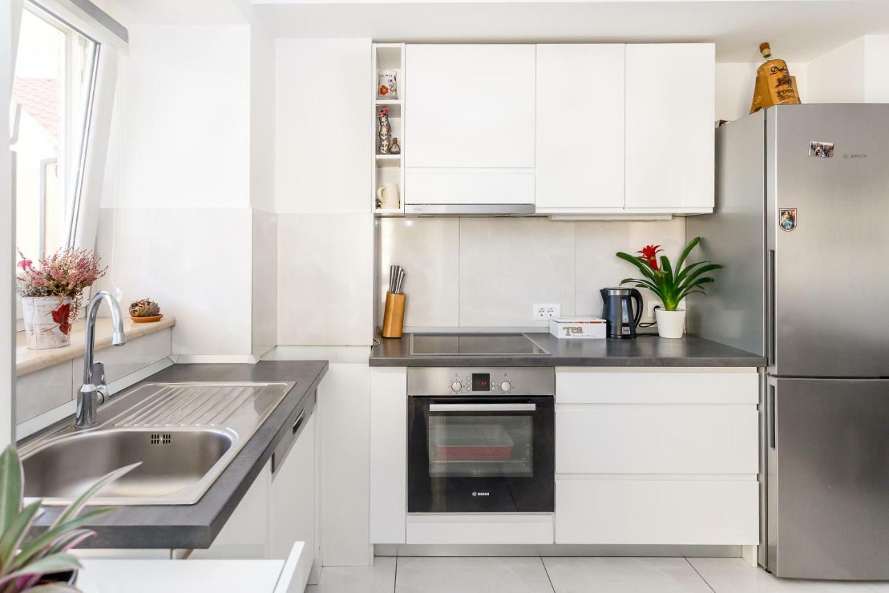 Urban Luxury Suites Juricevic Duće Kültér fotó